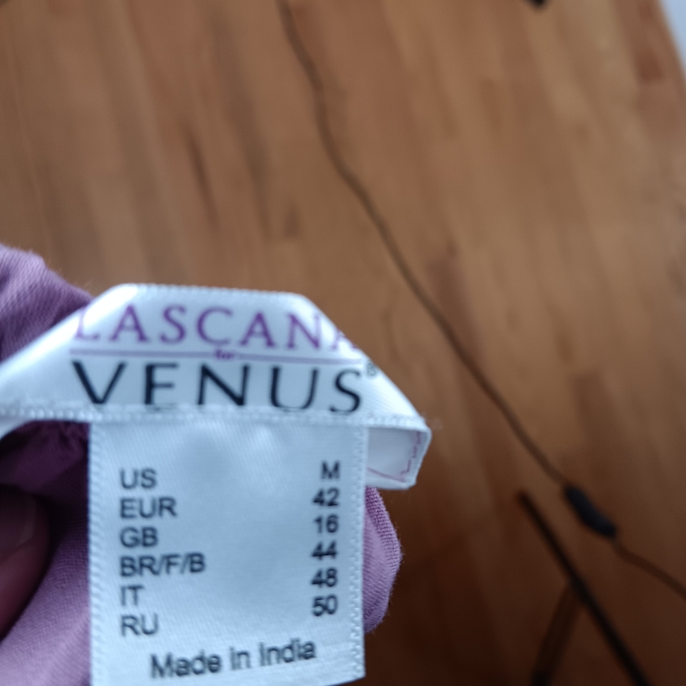 Venus mauve and black design, loose fitting blouse - Picture 4 of 4